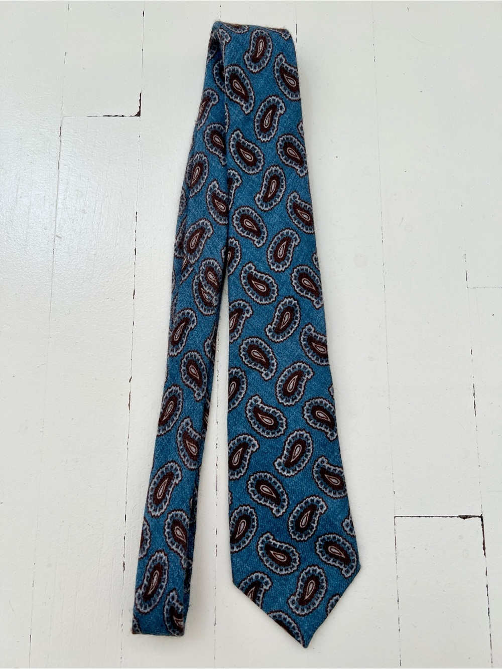 Suitsupply Blue Paisley Tie with Brown Accents